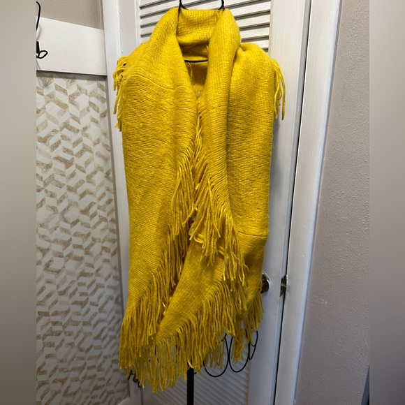 Acrylic Infinity Scarf - Picture 2 of 3